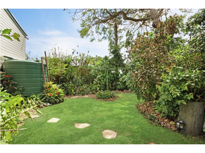 16 Thurlby Street, Upper Mount Gravatt QLD 4122