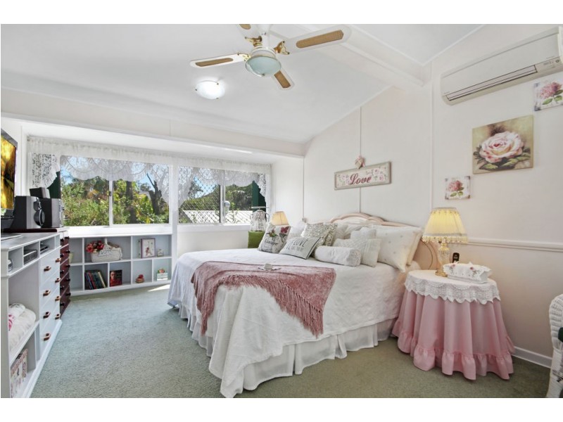 16 Thurlby Street, Upper Mount Gravatt QLD 4122