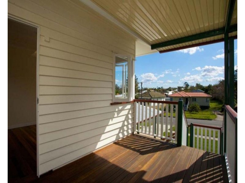 20 Long Street, Camp Hill QLD 4152