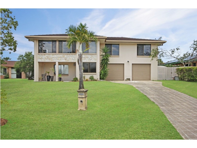 6 Lindisfarne Street, Carindale QLD 4152