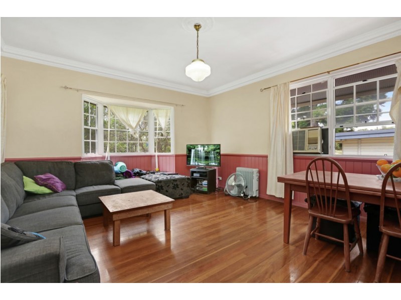 30 Sorbiston Street, Holland Park West QLD 4121