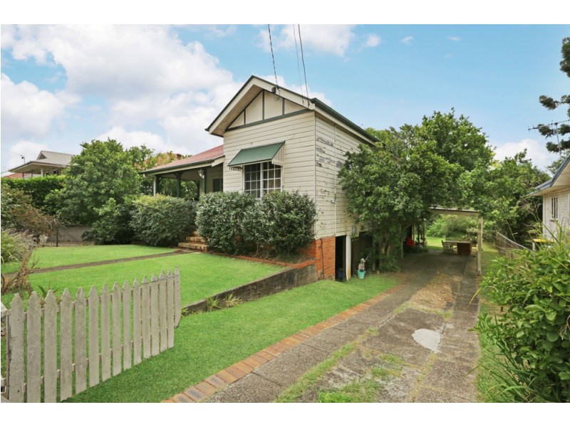 30 Sorbiston Street, Holland Park West QLD 4121