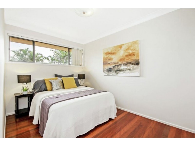 2/56 Sackville Street, Greenslopes QLD 4120