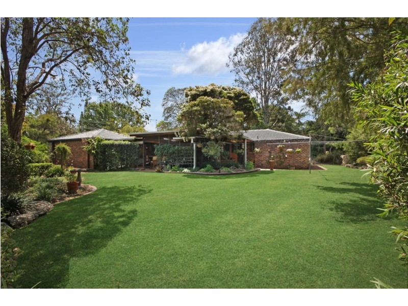 99 Woodlands Drive, Rochedale South QLD 4123