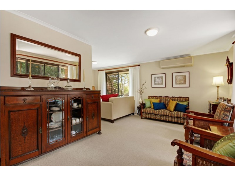 99 Woodlands Drive, Rochedale South QLD 4123