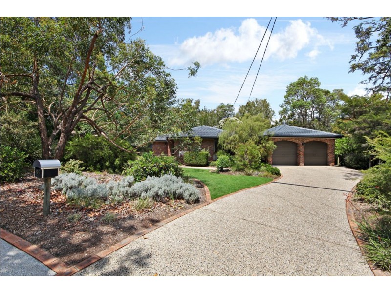 99 Woodlands Drive, Rochedale South QLD 4123