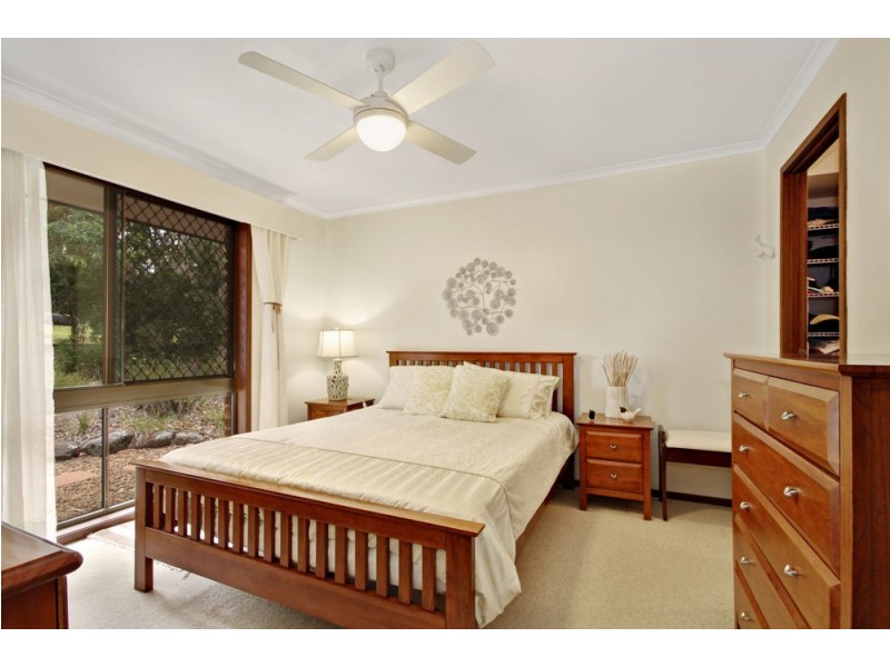 99 Woodlands Drive, Rochedale South QLD 4123