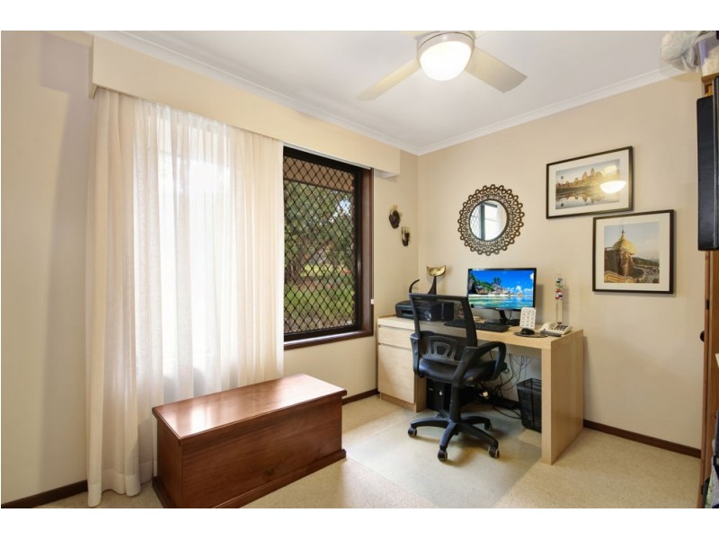 99 Woodlands Drive, Rochedale South QLD 4123