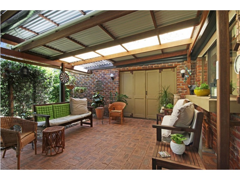 99 Woodlands Drive, Rochedale South QLD 4123