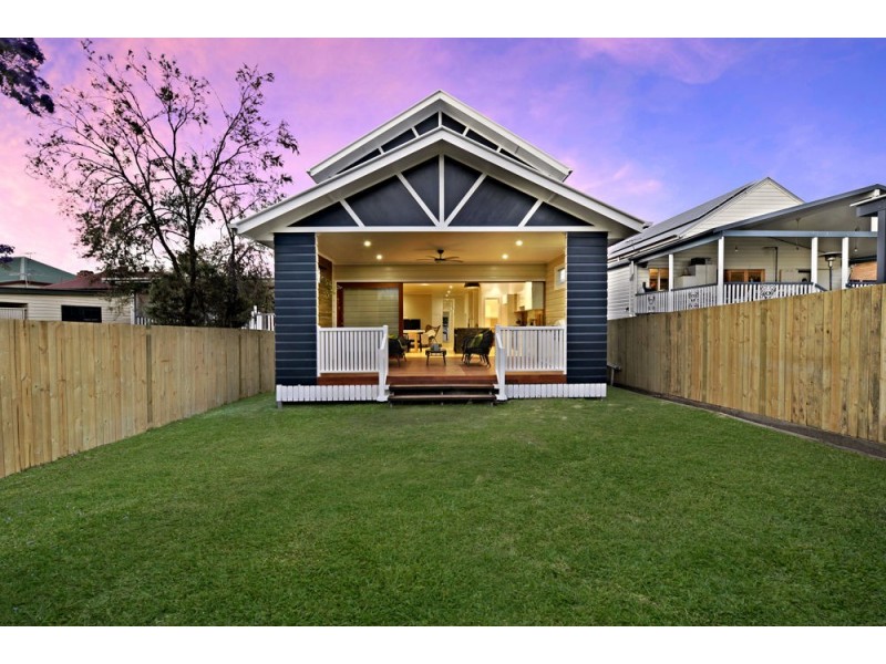 43 Gordon Street, Greenslopes QLD 4120