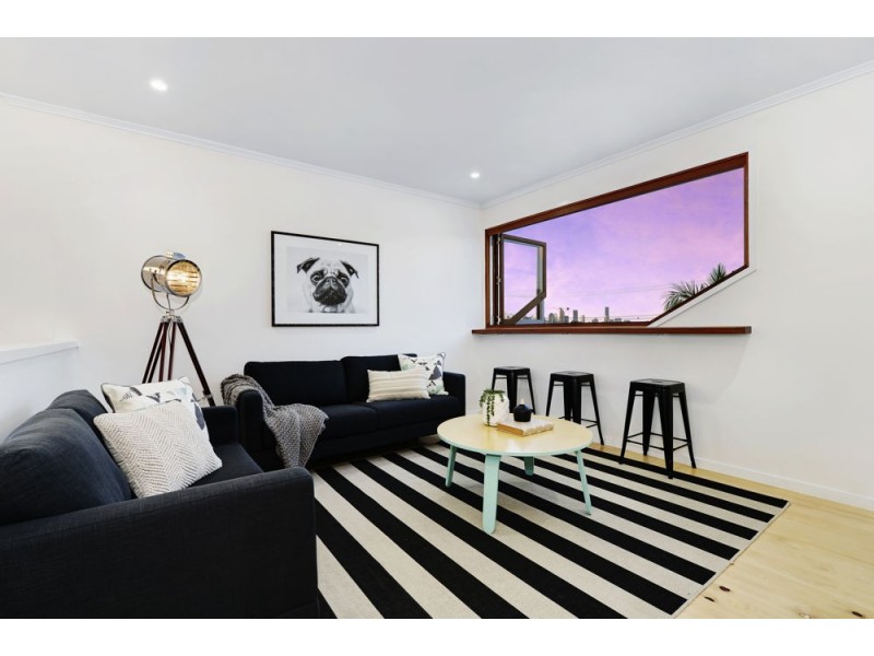 43 Gordon Street, Greenslopes QLD 4120