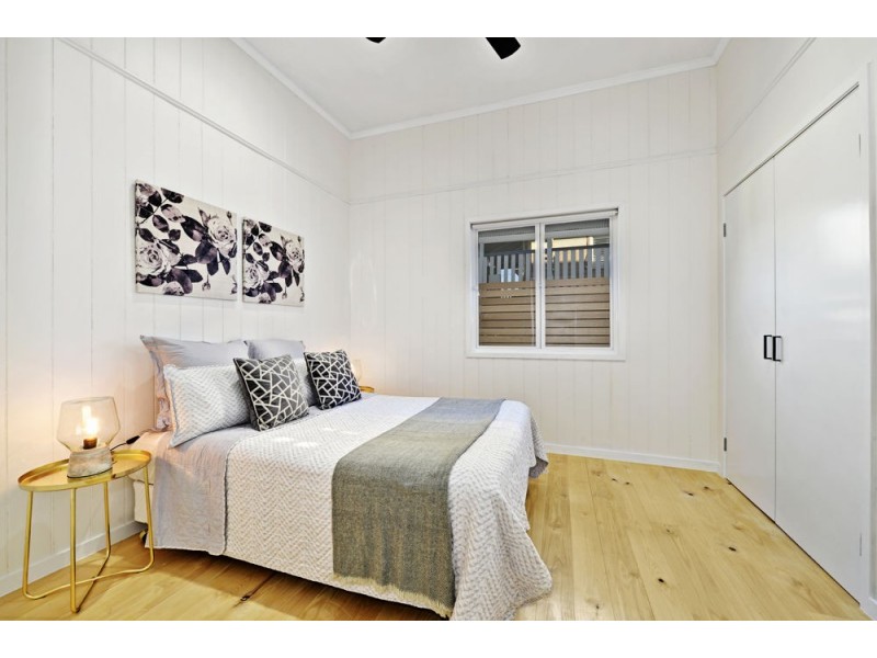 43 Gordon Street, Greenslopes QLD 4120