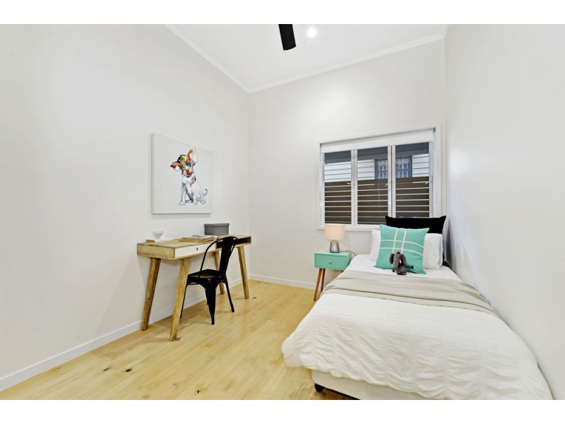 43 Gordon Street, Greenslopes QLD 4120