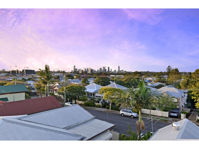 43 Gordon Street, Greenslopes QLD 4120