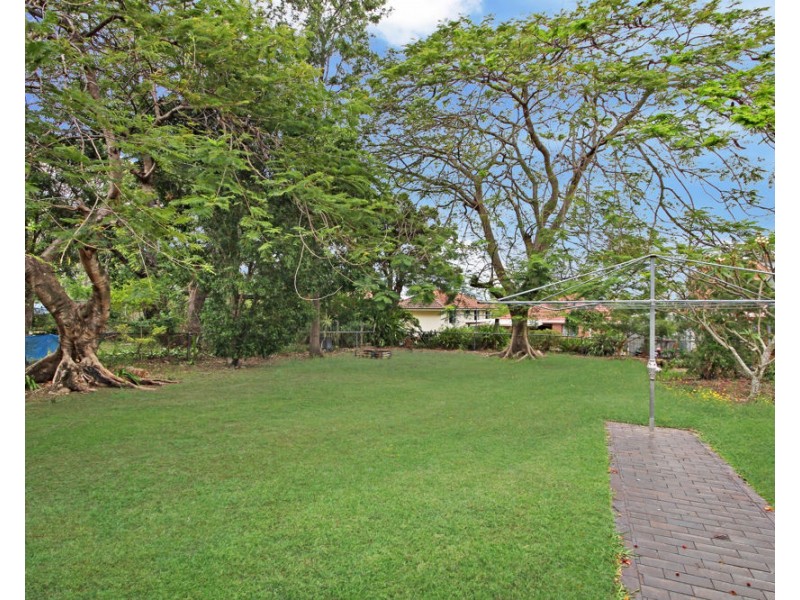 105 Hammersmith Street, Coopers Plains QLD 4108