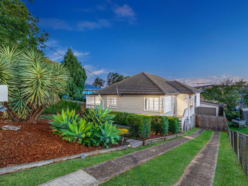 45 Corfield Street, Carina QLD 4152