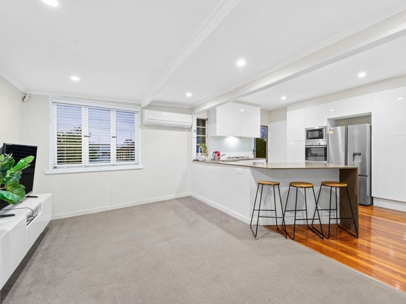 45 Corfield Street, Carina QLD 4152