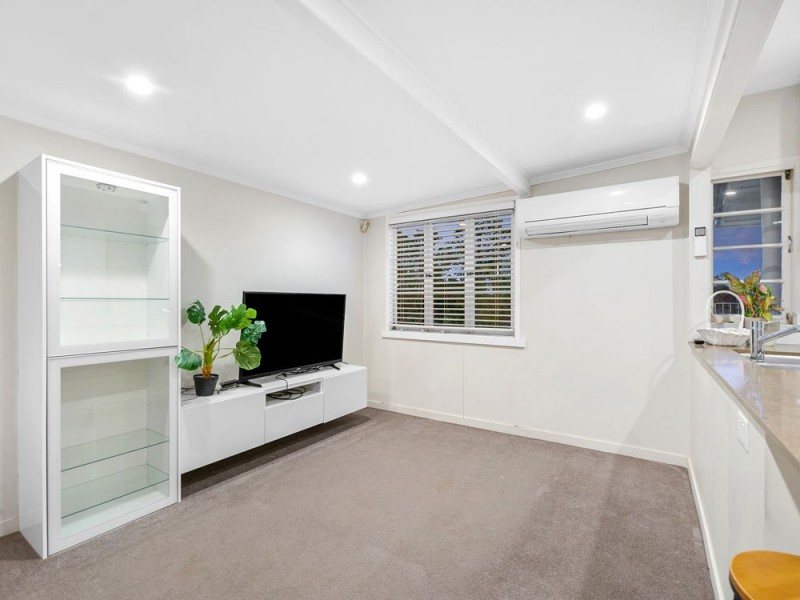 45 Corfield Street, Carina QLD 4152