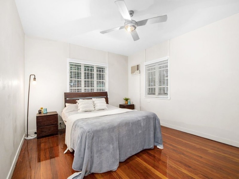 45 Corfield Street, Carina QLD 4152