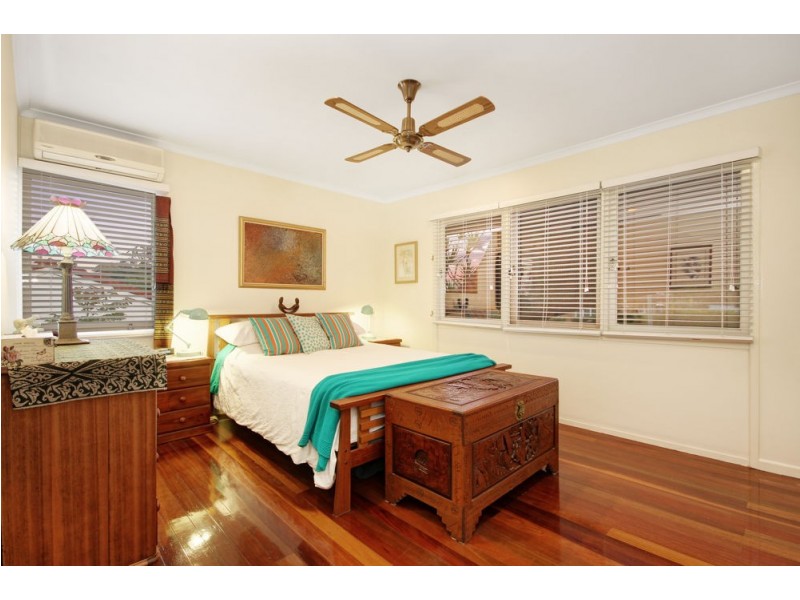 15 Leyland Street, Mount Gravatt East QLD 4122