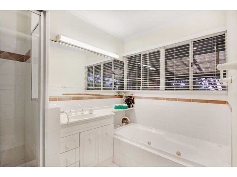 15 Leyland Street, Mount Gravatt East QLD 4122