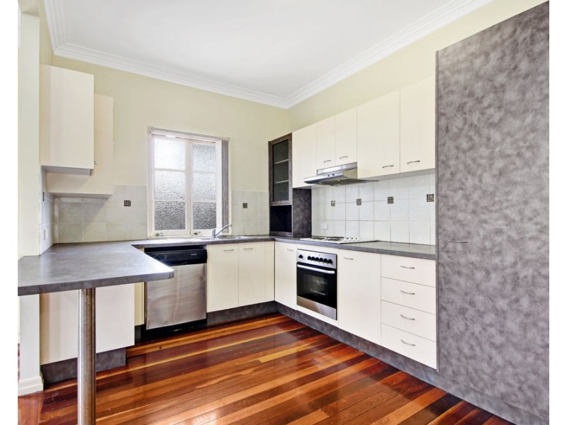 132 Chester Road, Annerley QLD 4103