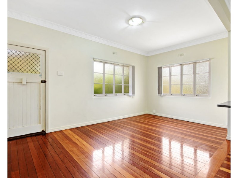 132 Chester Road, Annerley QLD 4103