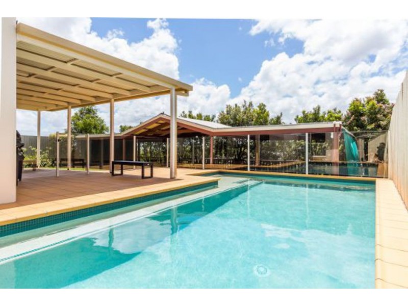 20 Ensign Street, Carindale QLD 4152