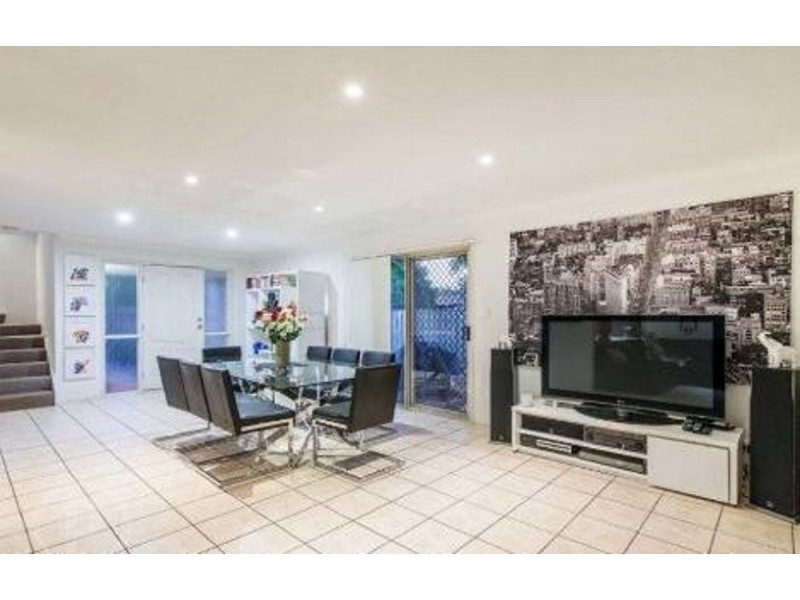 14 Matthews Way, Wakerley QLD 4154