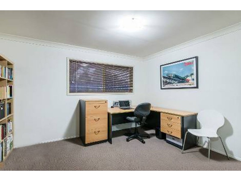 14 Matthews Way, Wakerley QLD 4154