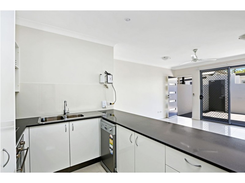 5/11 Cottenham Street, Fairfield QLD 4103