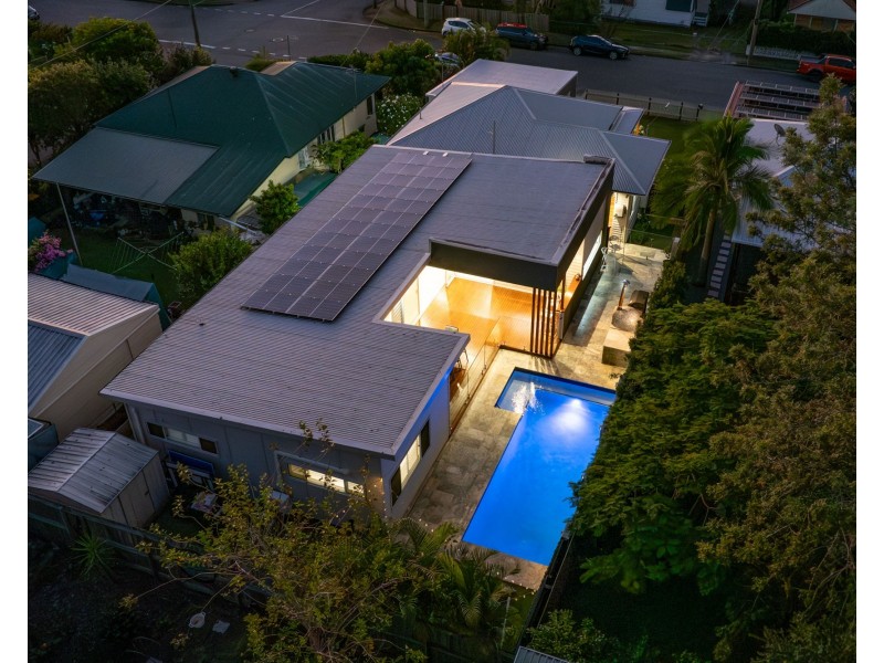 177 Beddoes Street, Holland Park QLD 4121