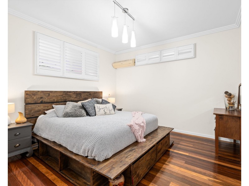 177 Beddoes Street, Holland Park QLD 4121