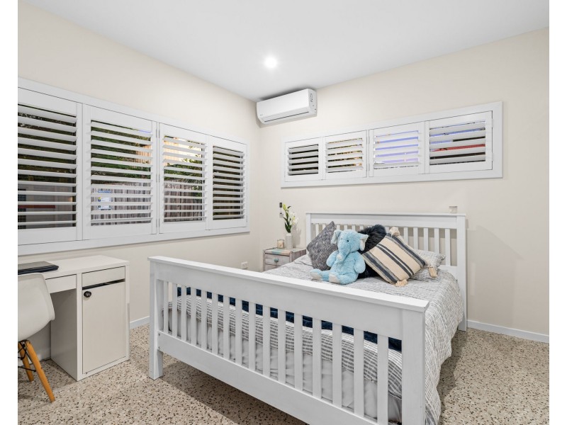 177 Beddoes Street, Holland Park QLD 4121