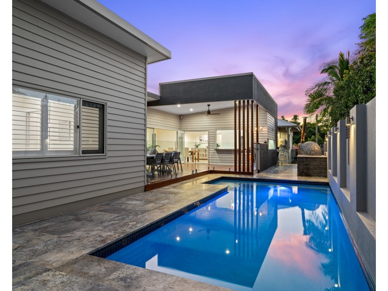 177 Beddoes Street, Holland Park QLD 4121
