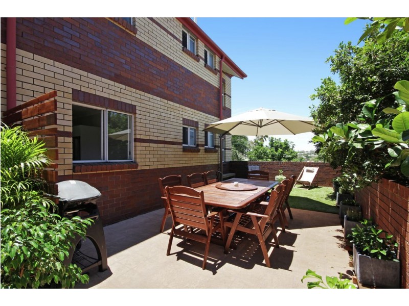 1/282 Cavendish Road, Coorparoo QLD 4151