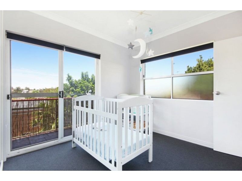 1/282 Cavendish Road, Coorparoo QLD 4151