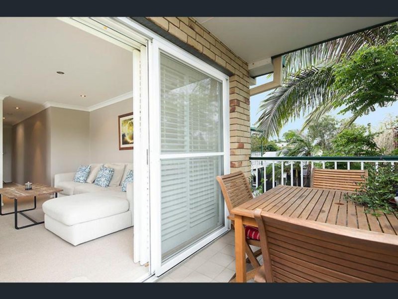 8/34-36 Pembroke Road, Coorparoo QLD 4151