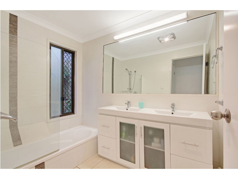 169 Fernvale Road, Tarragindi QLD 4121