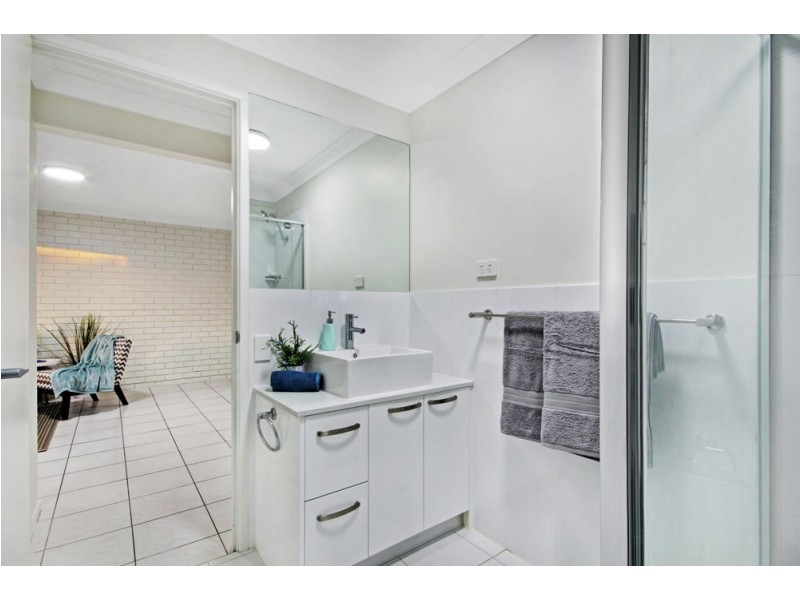 3 Kavanagh Road, Wishart QLD 4122