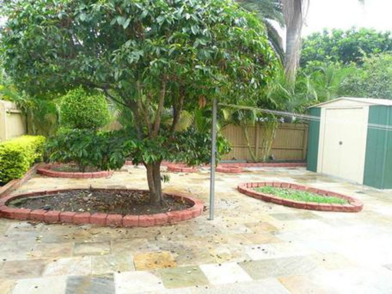 69 Milsom Street, Coorparoo QLD 4151