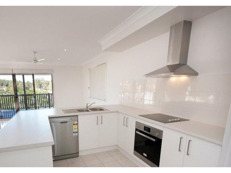 126 Waverley Road, Camp Hill QLD 4152