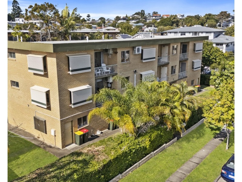 72 Thomas Street, Greenslopes QLD 4120