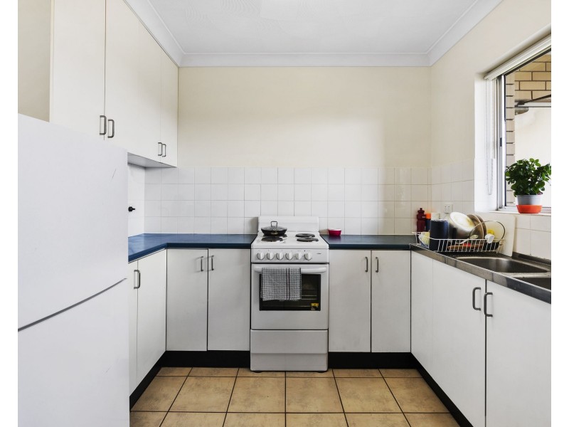 72 Thomas Street, Greenslopes QLD 4120