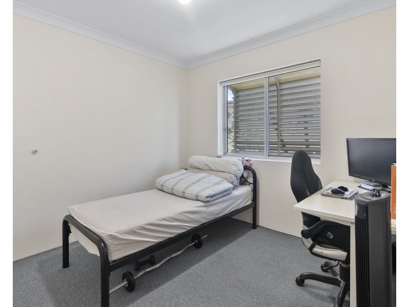 72 Thomas Street, Greenslopes QLD 4120