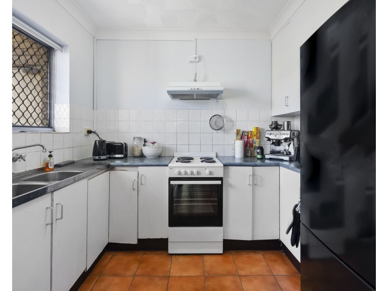 72 Thomas Street, Greenslopes QLD 4120