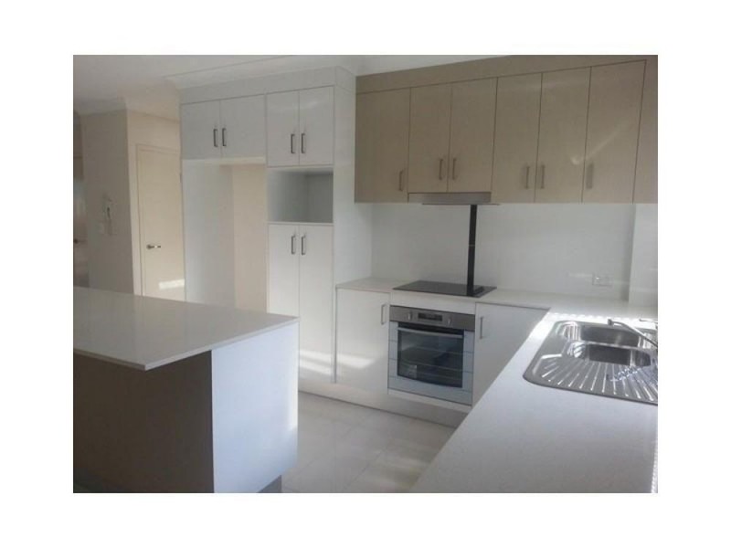4/51 Dibar Street, Wynnum QLD 4178