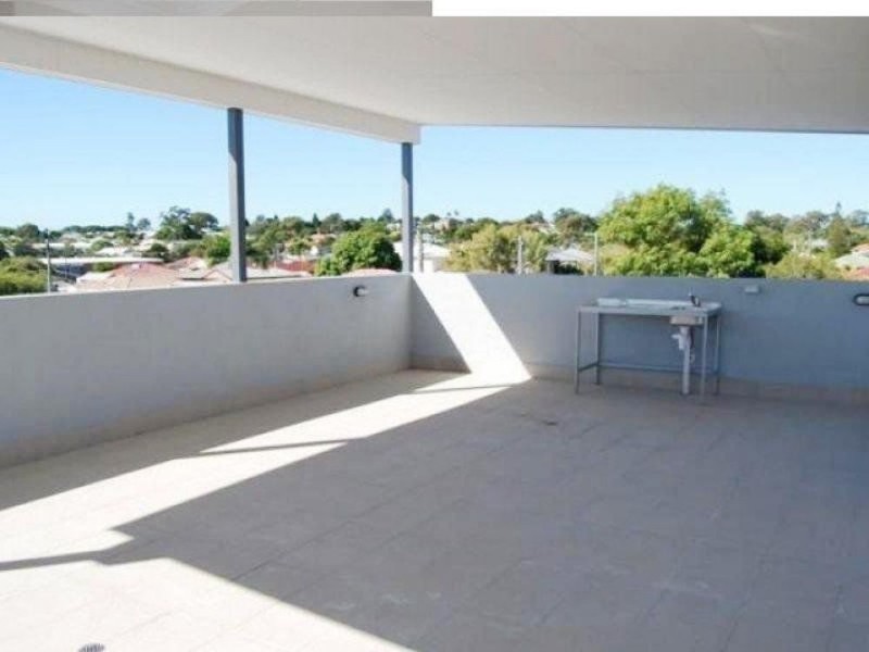 4/51 Dibar Street, Wynnum QLD 4178