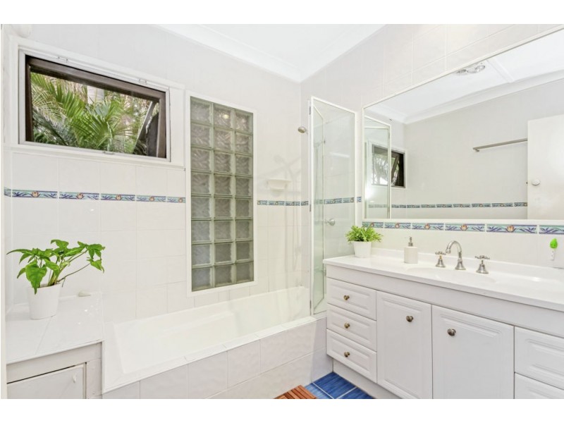 20 Enderby Street, Mount Gravatt East QLD 4122