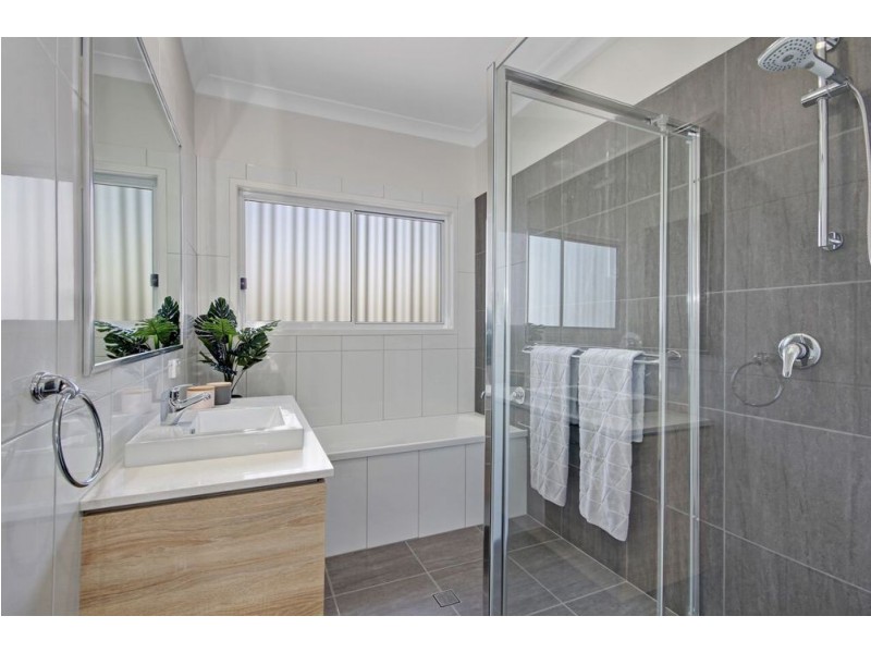 2/58 Rawlinson Street, Murarrie QLD 4172